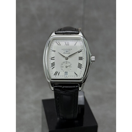 32mm • 1990s Longines Tonneau Les Grandes Classiques L4.682.4